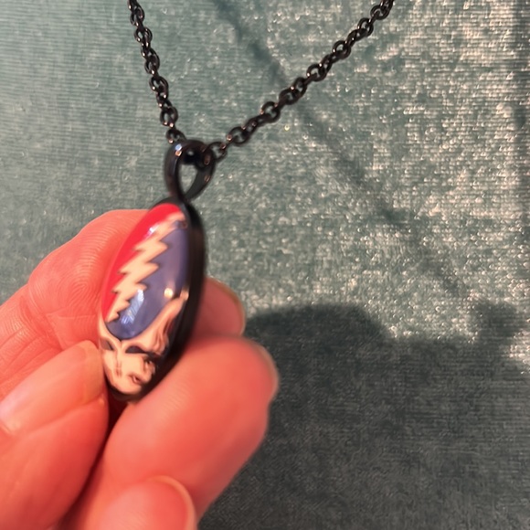 Grateful Dead Necklace - Picture 4 of 6